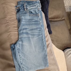 American Eagle Hi-Rise Jegging